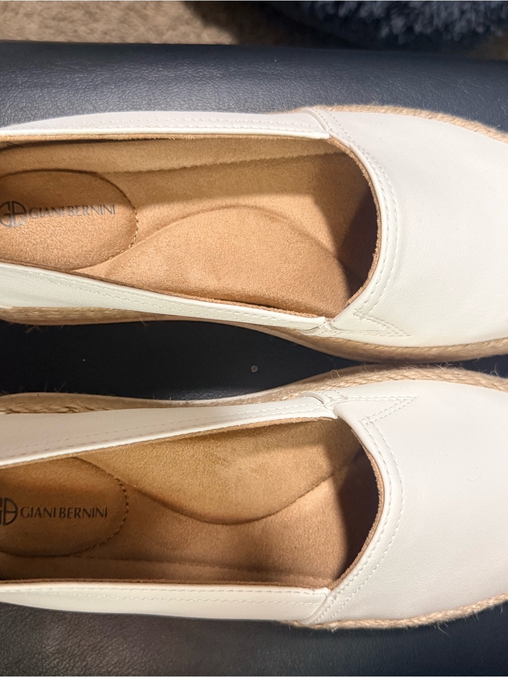 Giani Bernini Cream Leather size 8 Slip-Ons